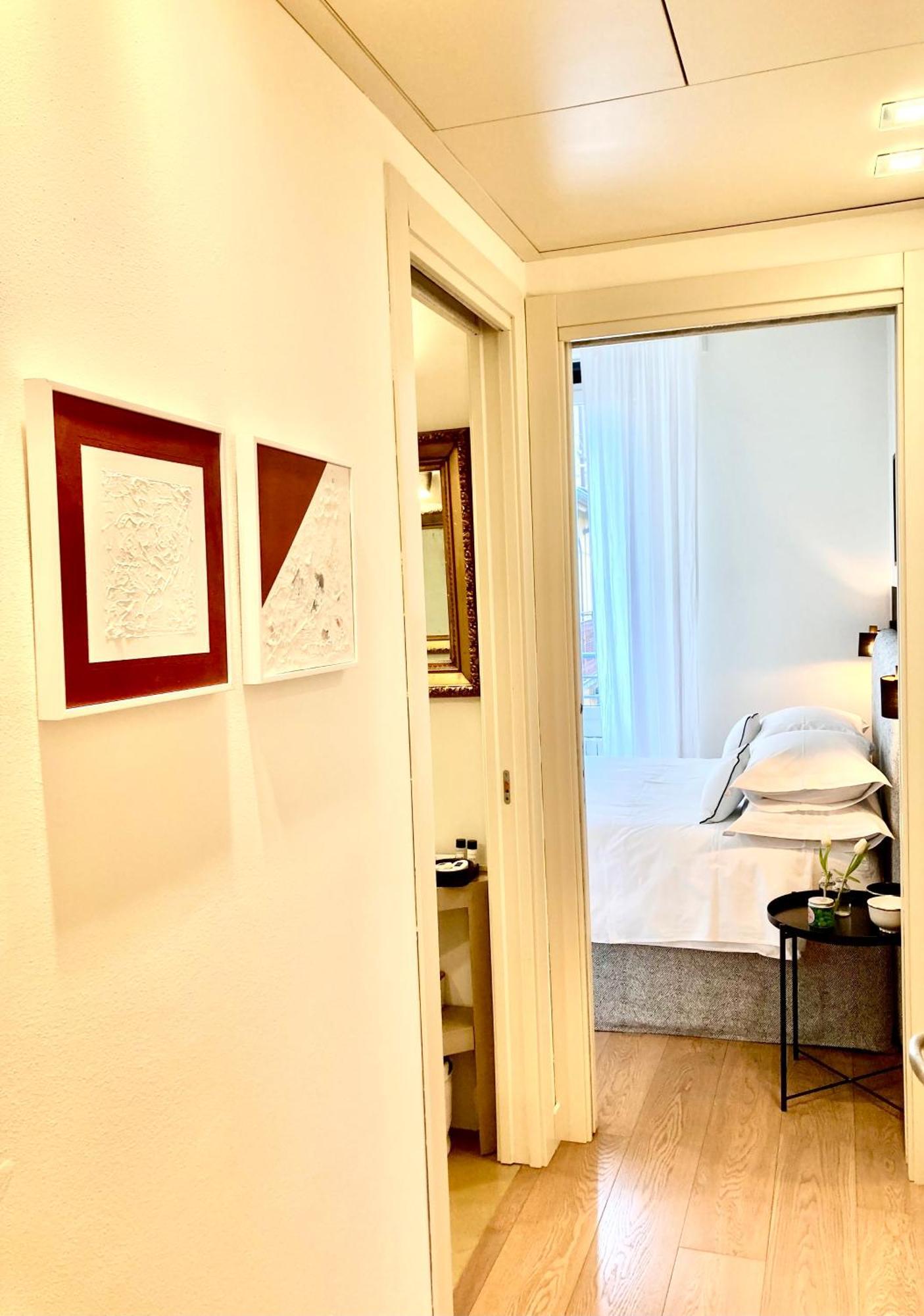 Lily Pads -Elegant Apartment- In The City Center Milano Exteriör bild