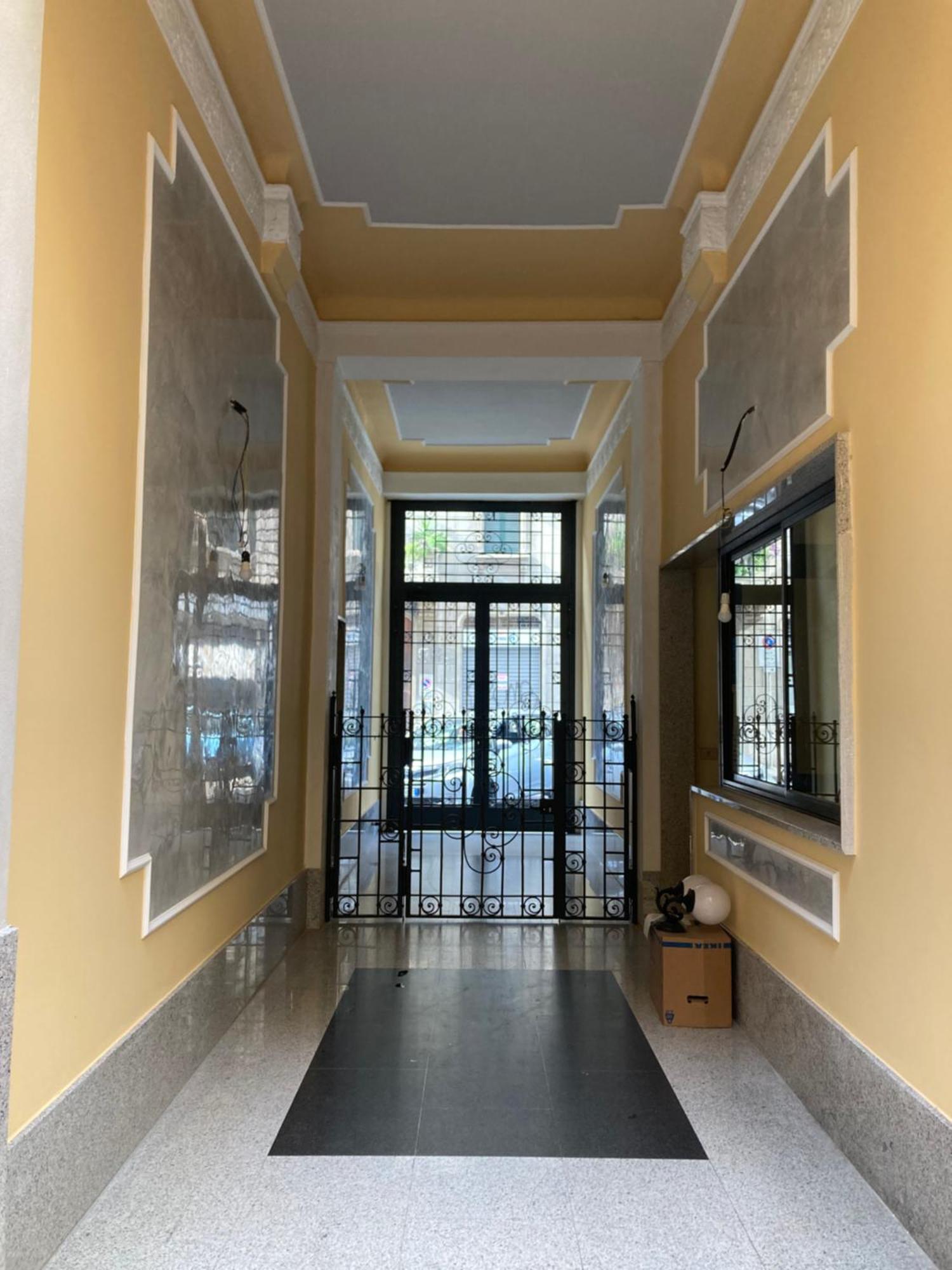 Lily Pads -Elegant Apartment- In The City Center Milano Rum bild