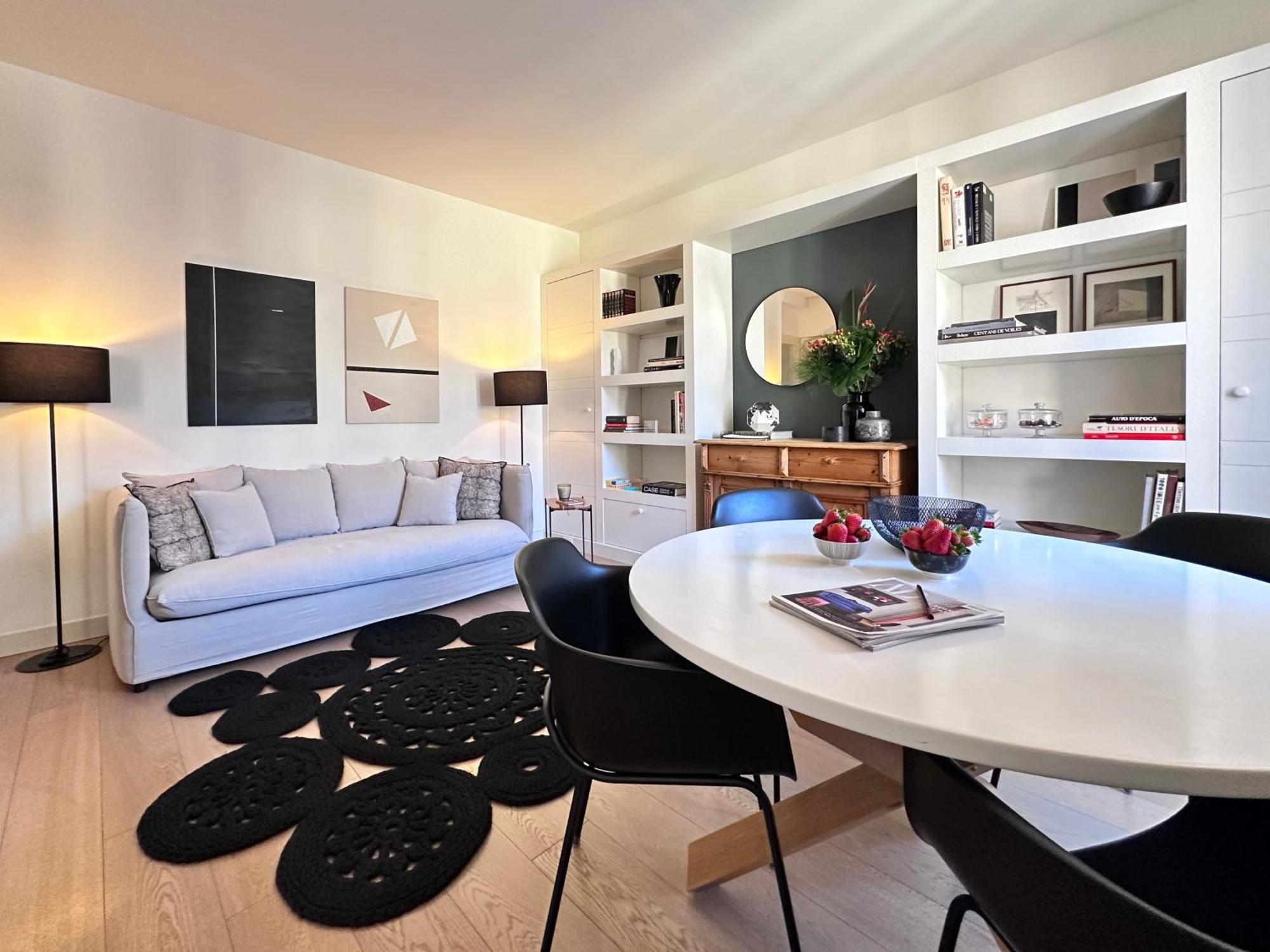 Lily Pads -Elegant Apartment- In The City Center Milano Exteriör bild